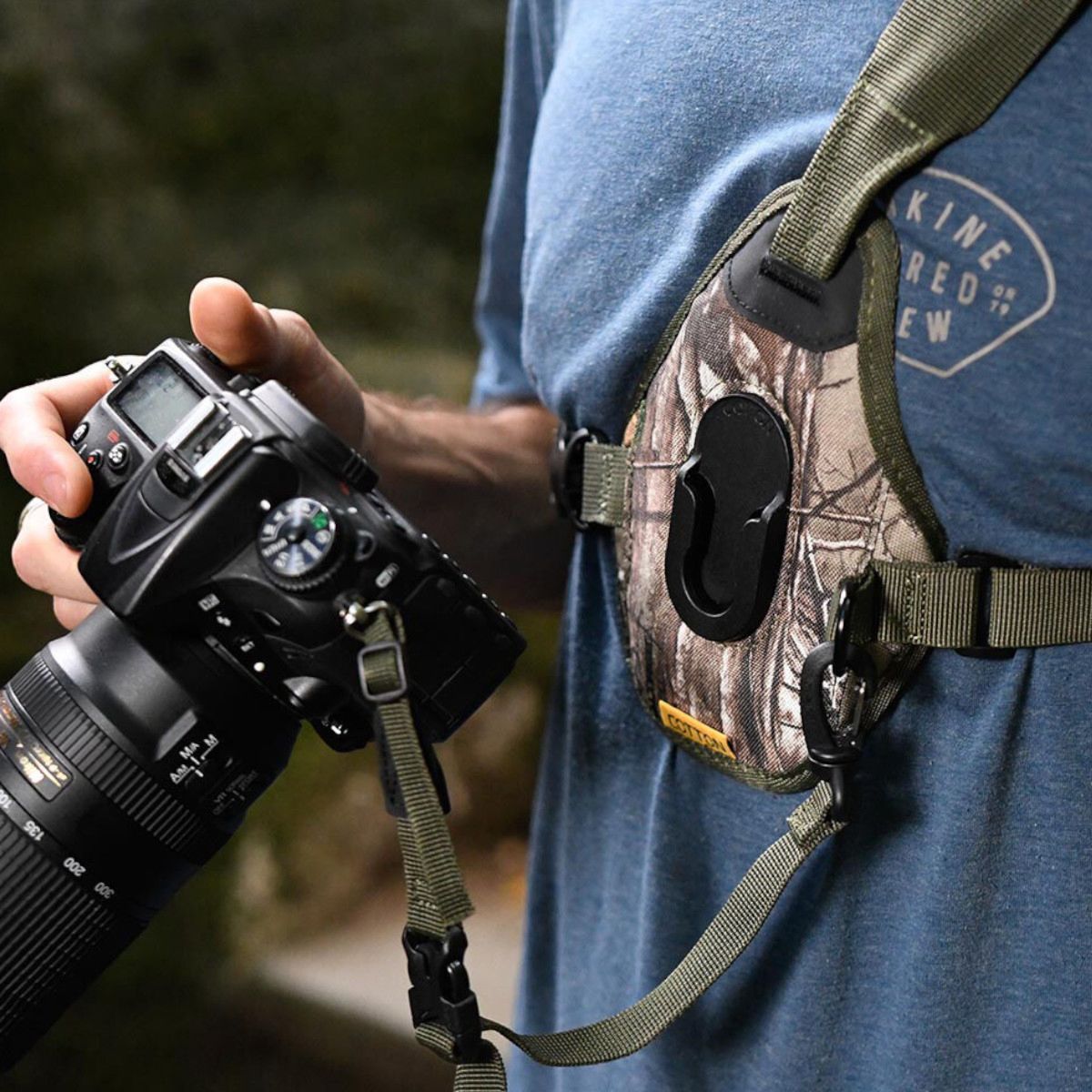 COTTON CARRIER SKOUT G2 SLING-STYLE CAMERA HARNESS (CAMO) - Image 4