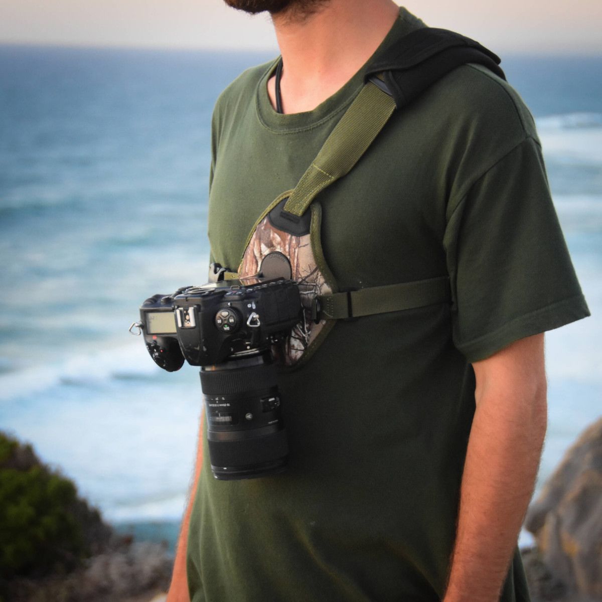 COTTON CARRIER SKOUT G2 SLING-STYLE CAMERA HARNESS (CAMO) - Image 5